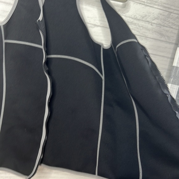 Saunafx tank top - Picture 5 of 7